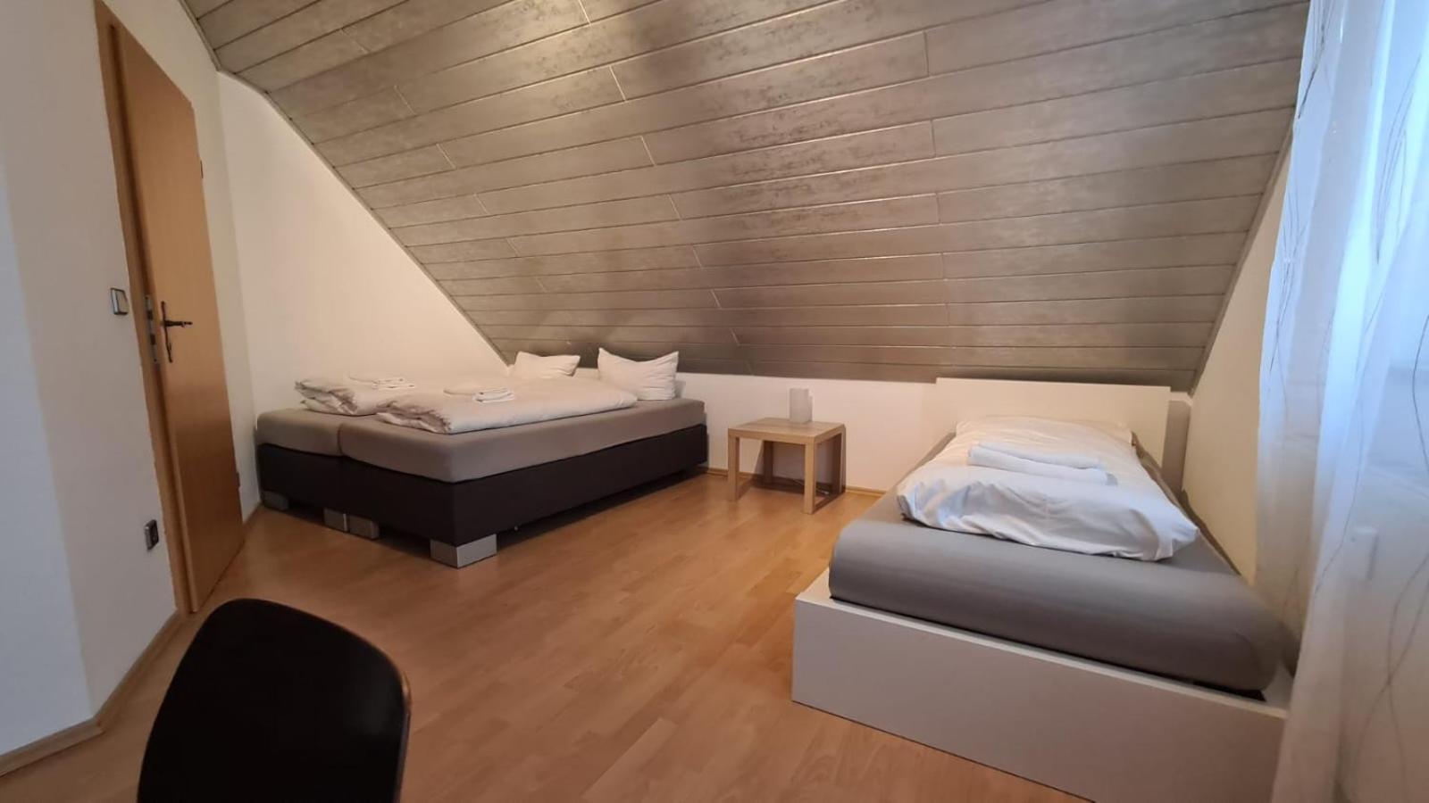 Schlafzimmer 1 Mit Top Aussicht Ueber Weilstetten Balingen Dış mekan fotoğraf