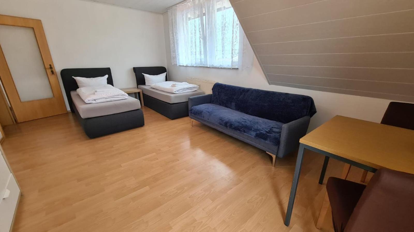 Schlafzimmer 1 Mit Top Aussicht Ueber Weilstetten Balingen Dış mekan fotoğraf