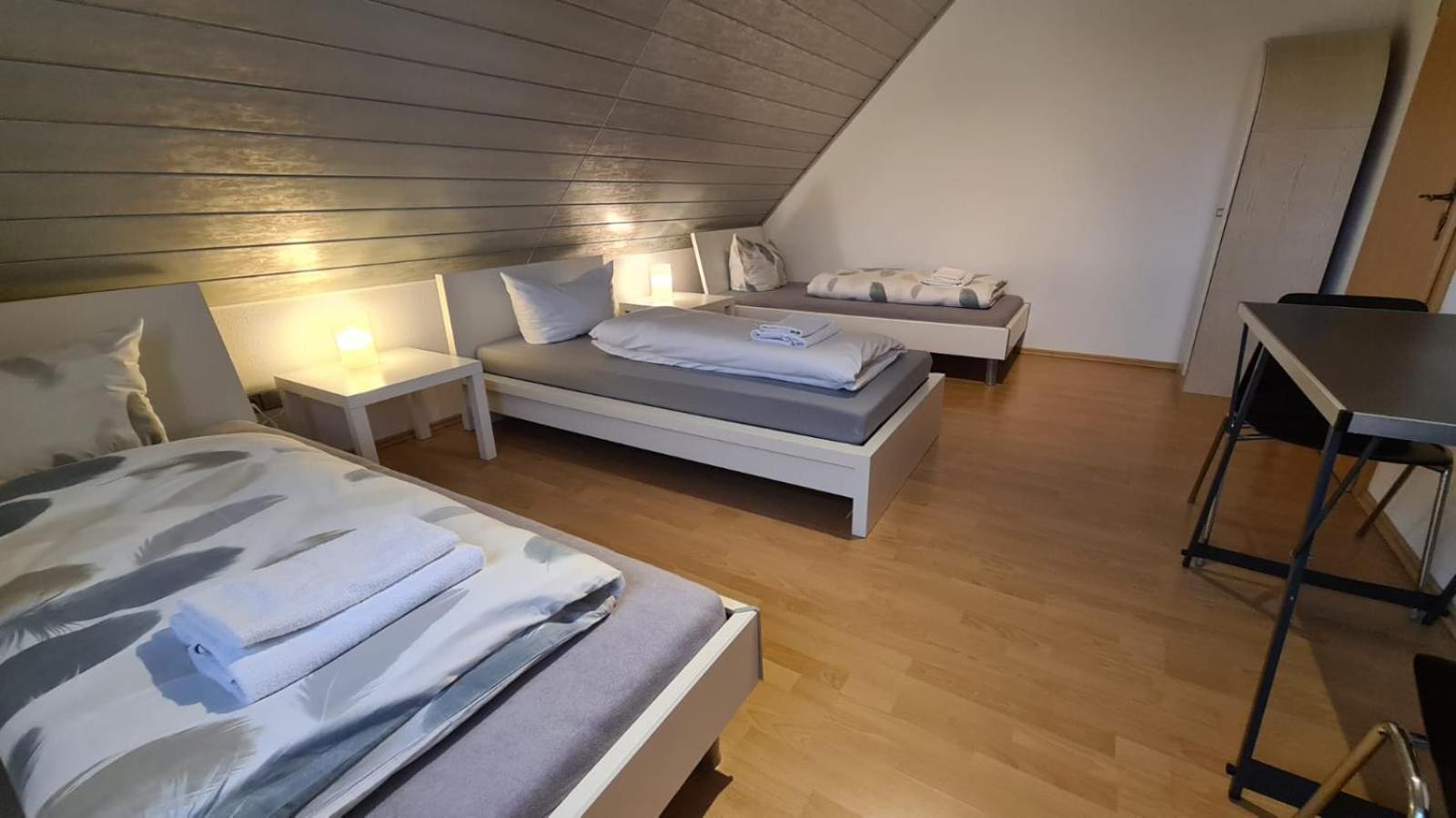 Schlafzimmer 1 Mit Top Aussicht Ueber Weilstetten Balingen Dış mekan fotoğraf